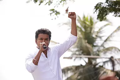 मैं तमिलनाडु के लोगों का आभार चुकाने के लिए राजनीति में आया: Vijay मैं तमिलनाडु के लोगों का आभार चुकाने के लिए राजनीति में आया: Vijay