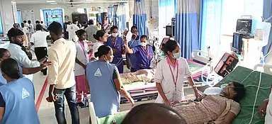Namakkal में सरकारी हॉस्टल के 30 छात्र अचानक बीमार पड़े: अस्पताल में इलाज जारी Namakkal में सरकारी हॉस्टल के 30 छात्र अचानक बीमार पड़े: अस्पताल में इलाज जारी