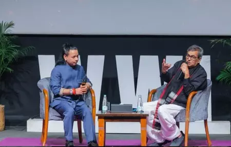 व्हिस्लिंगवुड्स इंटरनेशनल स्कूल में कैलाश खेर की पाठशाला, छात्रों को संगीत की दुनिया से कराया रूबरू व्हिस्लिंगवुड्स इंटरनेशनल स्कूल में कैलाश खेर की पाठशाला, छात्रों को संगीत की दुनिया से कराया रूबरू