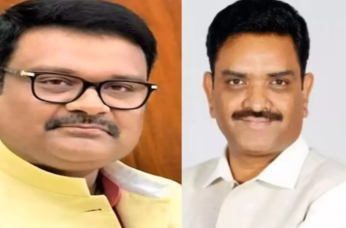 Kannauj: सुब्रत ने उठाई मंत्री असीम अरुण पर सवालों की झड़ी Kannauj: सुब्रत ने उठाई मंत्री असीम अरुण पर सवालों की झड़ी