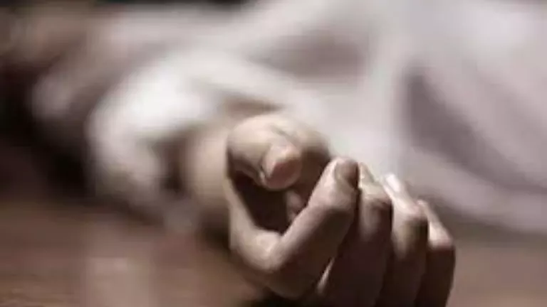 Chennai सेंट्रल रेलवे स्टेशन पर रेप के चार महीने बाद, 14 साल के MP के लड़के की मौत हो गई Chennai सेंट्रल रेलवे स्टेशन पर रेप के चार महीने बाद, 14 साल के MP के लड़के की मौत हो गई