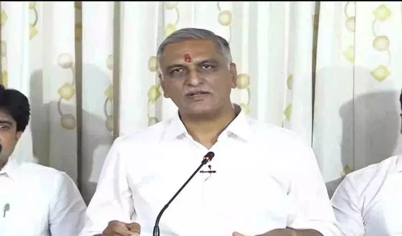 क्या आपको केरल चुनाव की ज़रूरत है..? जनता के मुद्दे हमारे लिए ज़रूरी हैं: Harish Rao क्या आपको केरल चुनाव की ज़रूरत है..? जनता के मुद्दे हमारे लिए ज़रूरी हैं: Harish Rao