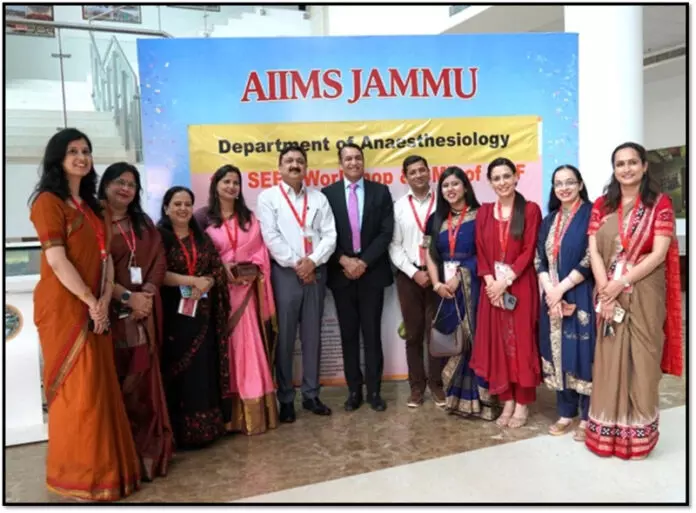 AIIMS Jammu ने एयरवे मैनेजमेंट पर नेशनल वर्कशॉप और सीएमई होस्ट किया AIIMS Jammu ने एयरवे मैनेजमेंट पर नेशनल वर्कशॉप और सीएमई होस्ट किया