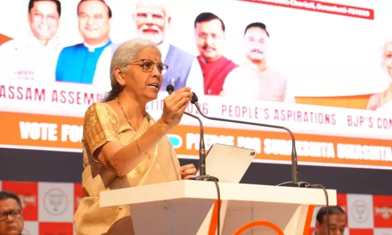 BJP ने स्वदेशी सुरक्षा उपायों और 5 लाख करोड़ के निवेश का वादा करते हुए घोषणापत्र जारी किया BJP ने स्वदेशी सुरक्षा उपायों और 5 लाख करोड़ के निवेश का वादा करते हुए घोषणापत्र जारी किया