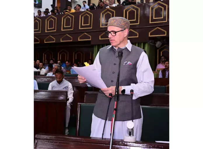 CM ने सात CAG रिपोर्ट, फाइनेंस और एप्रोप्रिएशन अकाउंट्स पेश किए CM ने सात CAG रिपोर्ट, फाइनेंस और एप्रोप्रिएशन अकाउंट्स पेश किए