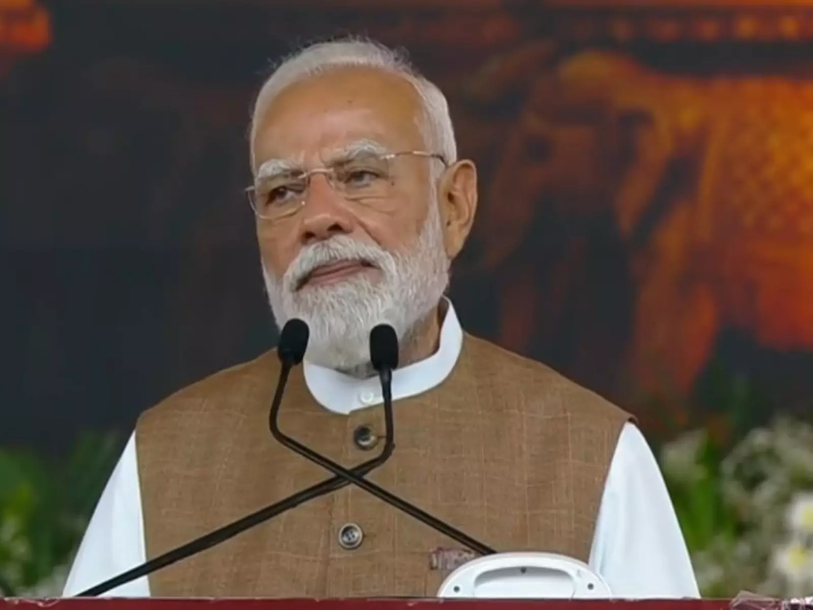 PM मोदी: प्राचीन पांडुलिपियों को डिजिटाइज कर विरासत सुरक्षित PM मोदी: प्राचीन पांडुलिपियों को डिजिटाइज कर विरासत सुरक्षित