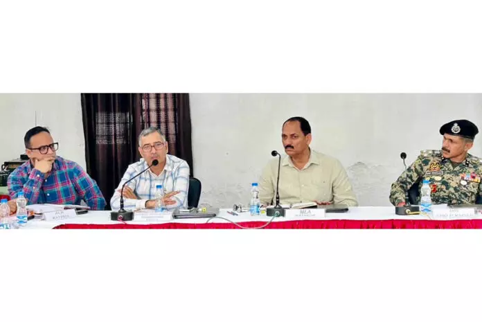 कठुआ प्रशासन ने BOP मन्यारी में जनसंपर्क शिविर लगाया कठुआ प्रशासन ने BOP मन्यारी में जनसंपर्क शिविर लगाया
