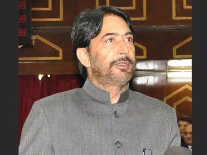 J&K में ठोस कचरा प्रबंधन बड़ी चुनौती: सरकार J&K में ठोस कचरा प्रबंधन बड़ी चुनौती: सरकार