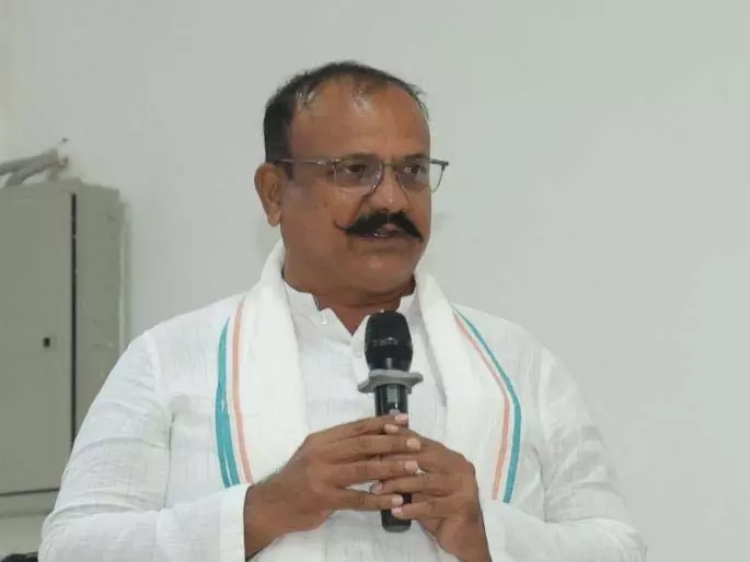 Sapkal ने खराट केस लीक के लिए गृह विभाग को दोषी ठहराया Sapkal ने खराट केस लीक के लिए गृह विभाग को दोषी ठहराया