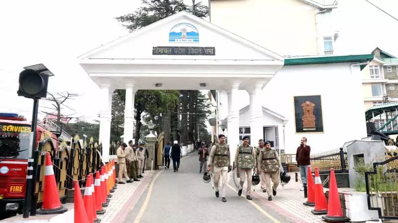 हिमाचल में आपदा फंड के गलत इस्तेमाल पर केंद्र ने 254.73 करोड़ रुपये रोके: CAG हिमाचल में आपदा फंड के गलत इस्तेमाल पर केंद्र ने 254.73 करोड़ रुपये रोके: CAG
