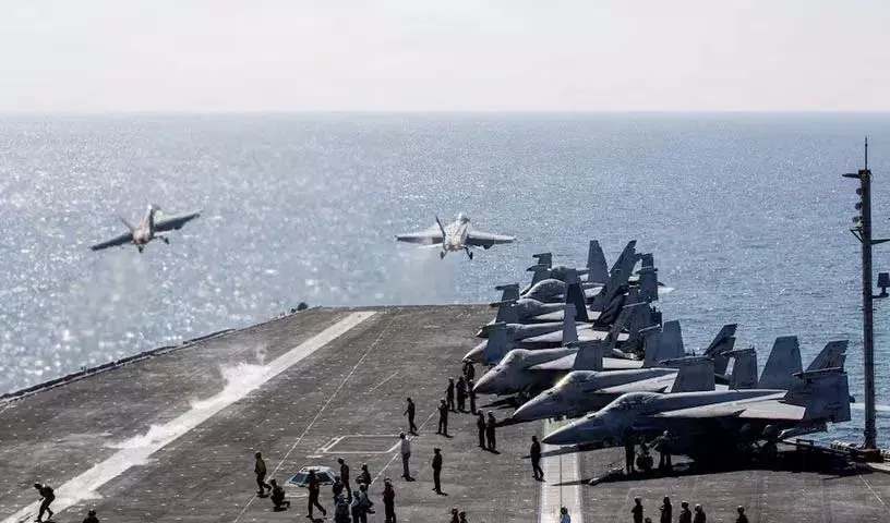 ईरान संघर्ष के बीच इटली ने US मिलिट्री एयरक्राफ्ट को लैंडिंग से मना किया ईरान संघर्ष के बीच इटली ने US मिलिट्री एयरक्राफ्ट को लैंडिंग से मना किया
