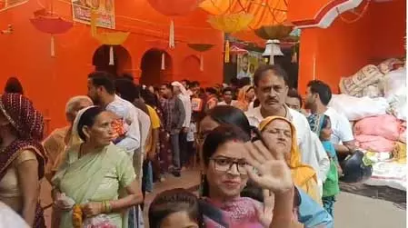 उत्तराखंड: मां बालसुंदरी का डोला नगर मंदिर के लिए रवाना, श्रद्धालुओं में उत्साह उत्तराखंड: मां बालसुंदरी का डोला नगर मंदिर के लिए रवाना, श्रद्धालुओं में उत्साह