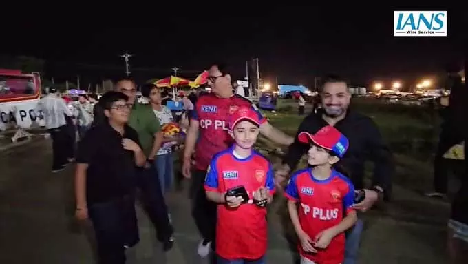 IPL 2026: पंजाब किंग्स की जीत पर फैंस में उत्साह, मोहाली में जश्न का माहौल IPL 2026: पंजाब किंग्स की जीत पर फैंस में उत्साह, मोहाली में जश्न का माहौल