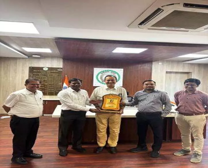 37 वर्षों की समर्पित सेवा के साथ कार्यपालन अभियंता अरुण मिश्रा हुए सेवानिवृत्त 37 वर्षों की समर्पित सेवा के साथ कार्यपालन अभियंता अरुण मिश्रा हुए सेवानिवृत्त