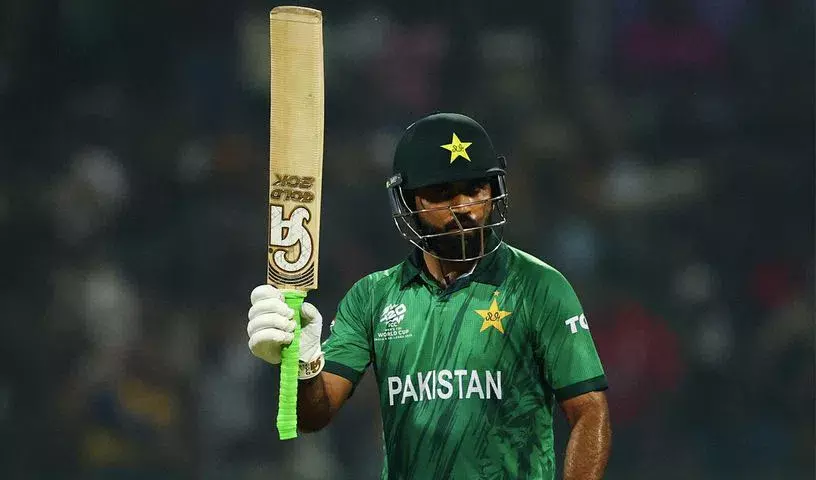 Fakhar Zaman पर बॉल टैंपरिंग के लिए दो मैच का बैन लगा Fakhar Zaman पर बॉल टैंपरिंग के लिए दो मैच का बैन लगा