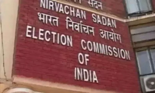 Bengal elections ट्रेनिंग स्थल पर हिंसा के बाद EC ने BDO को सस्पेंड किया Bengal elections ट्रेनिंग स्थल पर हिंसा के बाद EC ने BDO को सस्पेंड किया