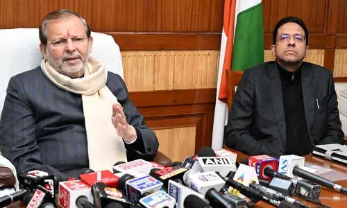 Haryana: सरकारी फंड के गलत इस्तेमाल पर मंत्री ने सरपंच को सस्पेंड करने का आदेश दिया Haryana: सरकारी फंड के गलत इस्तेमाल पर मंत्री ने सरपंच को सस्पेंड करने का आदेश दिया