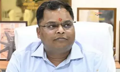 Indore : कलेक्टर शिवम वर्मा ने अवैध पार्किंग पर कार्रवाई के आदेश दिए