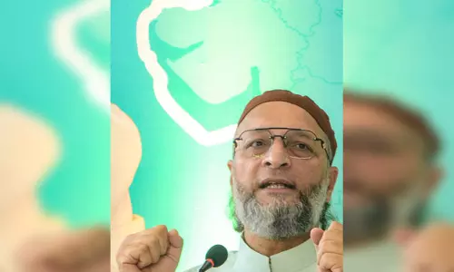 नागरिकता ECI के दायरे में नहीं, गृह मंत्रालय के अंतर्गत आती है: असदुद्दीन ओवैसी