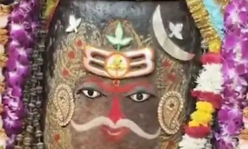 महाकाल धाम में उमड़ा आस्था का सैलाब, जयकारों के साथ हुई दिव्य भस्म आरती