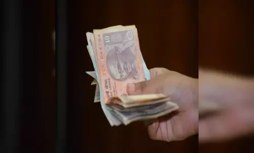नया वित्तीय साल, नए नियम: आयकर से लेकर एलपीजी तक, जानिए 1 अप्रैल से क्या-क्या हुए बदलाव और आपकी जेब पर कितना पड़ेगा असर नया वित्तीय साल, नए नियम: आयकर से लेकर एलपीजी तक, जानिए 1 अप्रैल से क्या-क्या हुए बदलाव और आपकी जेब पर कितना पड़ेगा असर