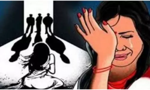 नौकरी का झांसा देकर महिला से सामूहिक दुष्कर्म, तीन गिरफ्तार