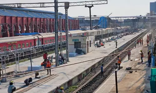 Southern Railway का कहना है कि एग्मोर स्टेशन के प्लेटफॉर्म 10, 11 5 अप्रैल से पहले फिर से खुल जाएंगे Southern Railway का कहना है कि एग्मोर स्टेशन के प्लेटफॉर्म 10, 11 5 अप्रैल से पहले फिर से खुल जाएंगे