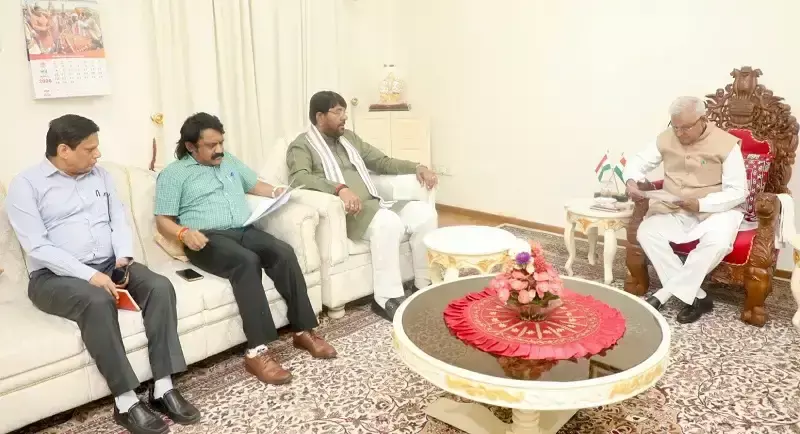 Mandala: मंडला में आज राज्यपाल की मौजूदगी, पशु वितरण कार्यक्रम में होंगे शामिल Mandala: मंडला में आज राज्यपाल की मौजूदगी, पशु वितरण कार्यक्रम में होंगे शामिल