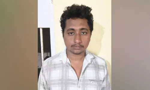 Kerala : ड्रग तस्करी मामले में संदिग्ध को हिरासत में भेजा गया Kerala : ड्रग तस्करी मामले में संदिग्ध को हिरासत में भेजा गया