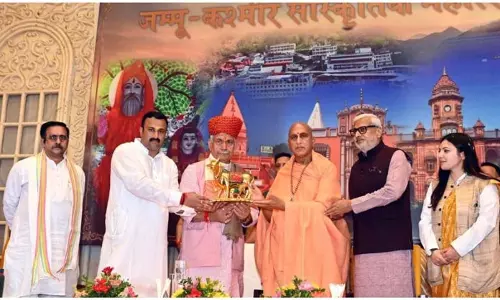 J&K की संस्कृति और आध्यात्मिक धरोहर सभी के उज्जवल भविष्य को आकार देने में महत्वपूर्ण भूमिका निभाएंगे: LG J&K की संस्कृति और आध्यात्मिक धरोहर सभी के उज्जवल भविष्य को आकार देने में महत्वपूर्ण भूमिका निभाएंगे: LG