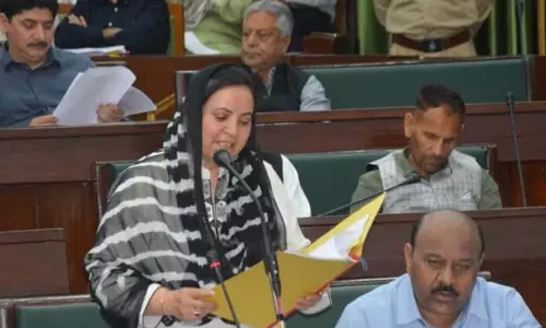 एसडीएच बिजबेहरा में चार एम्बुलेंस उपलब्ध हैं: Health Minister