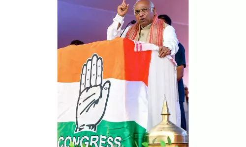 LPG और ATF की बढ़ती कीमतों का असर आम जनता पर LPG और ATF की बढ़ती कीमतों का असर आम जनता पर
