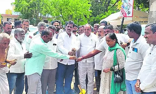 Karnataka : ₹3.80 करोड़ की लागत से दोहरी सड़क का विकास Karnataka : ₹3.80 करोड़ की लागत से दोहरी सड़क का विकास