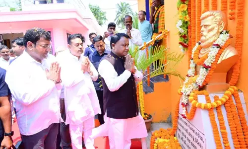 CM ने उत्कलमणि के जन्मस्थान, सत्यबाड़ी बाना विद्यालय को विकसित करने की योजना की घोषणा की
