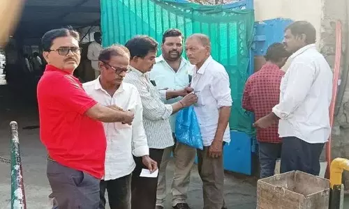 ITC PSPD के कर्मचारी समस्याओं के समाधान तक विरोध प्रदर्शन जारी रखेंगे ITC PSPD के कर्मचारी समस्याओं के समाधान तक विरोध प्रदर्शन जारी रखेंगे