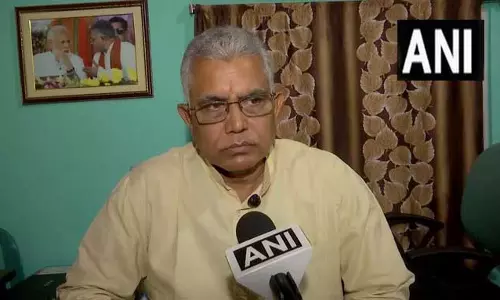 खड़गपुर में भाजपा उम्मीदवार दिलीप घोष का ममता बनर्जी पर हमला खड़गपुर में भाजपा उम्मीदवार दिलीप घोष का ममता बनर्जी पर हमला