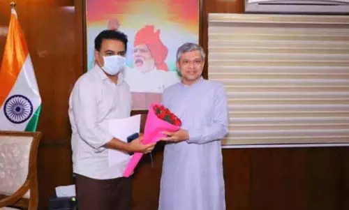 KTR ने केंद्र से तेलंगाना में काजीपेट रेलवे डिवीजन बनाने का आग्रह किया