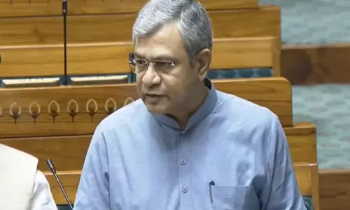 भारतीय रेलवे ने FY 2025-26 में 76,352 विशेष ट्रेनें चलाईं