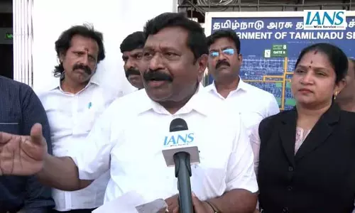 AIADMK सांसद का आरोप—TVK, DMK की ‘बी टीम’, तमिलनाडु राजनीति में बयानबाजी तेज AIADMK सांसद का आरोप—TVK, DMK की ‘बी टीम’, तमिलनाडु राजनीति में बयानबाजी तेज