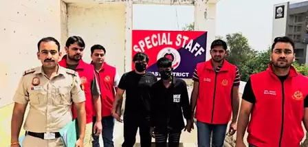स्पेशल स्टाफ की बड़ी कार्रवाई, अवैध हथियारों के साथ दो आरोपी गिरफ्तार स्पेशल स्टाफ की बड़ी कार्रवाई, अवैध हथियारों के साथ दो आरोपी गिरफ्तार