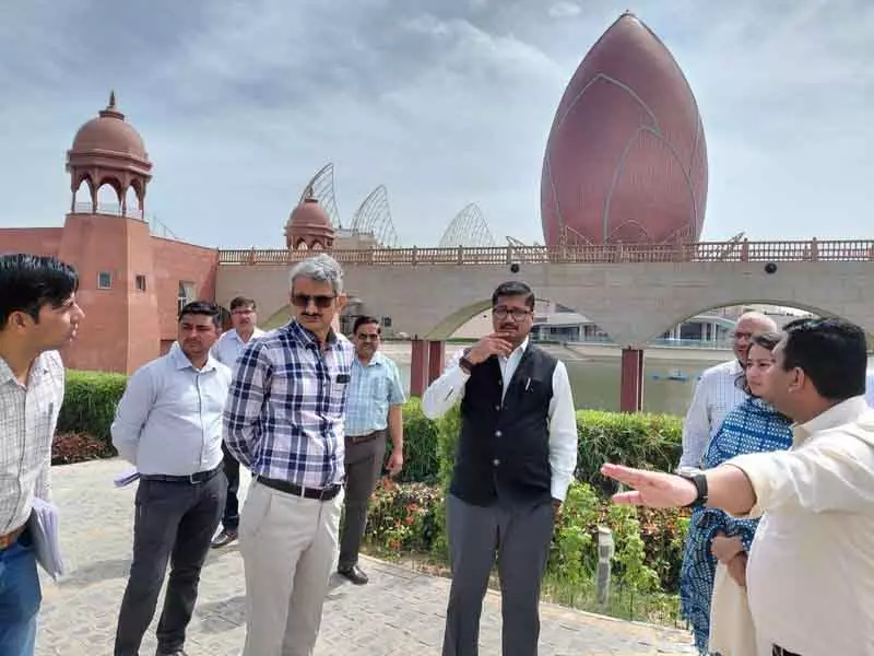 DG ने Ambala में शहीद स्मारक का निरीक्षण, समय पर पूरा करने का निर्देश DG ने Ambala में शहीद स्मारक का निरीक्षण, समय पर पूरा करने का निर्देश