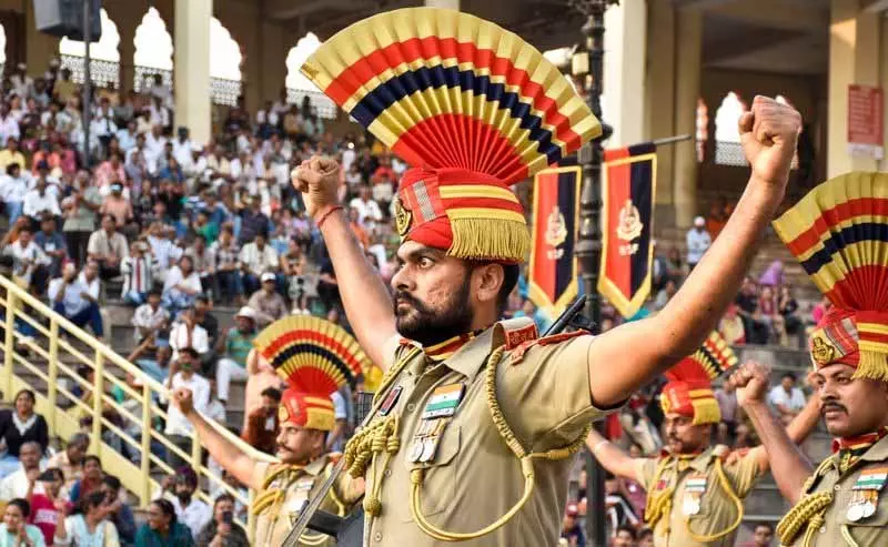 Punjab: अटारी-वाघा रिट्रीट समारोह का समय बदला गया Punjab: अटारी-वाघा रिट्रीट समारोह का समय बदला गया