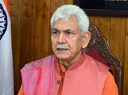 Jammu: उपराज्यपाल सिन्हा का बड़ा फैसला, पांच निरीक्षकों को मिला प्रमोशन Jammu: उपराज्यपाल सिन्हा का बड़ा फैसला, पांच निरीक्षकों को मिला प्रमोशन