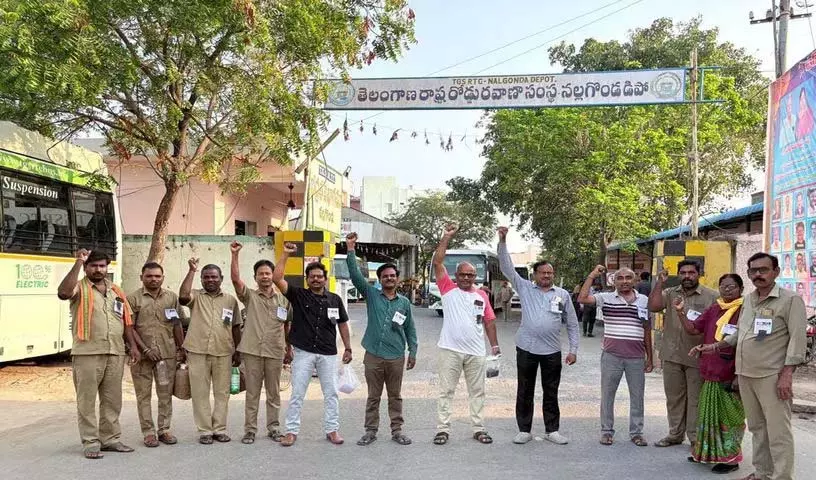नलगोंडा RTC JAC ने लेबर कोड को रद्द करने की मांग की नलगोंडा RTC JAC ने लेबर कोड को रद्द करने की मांग की