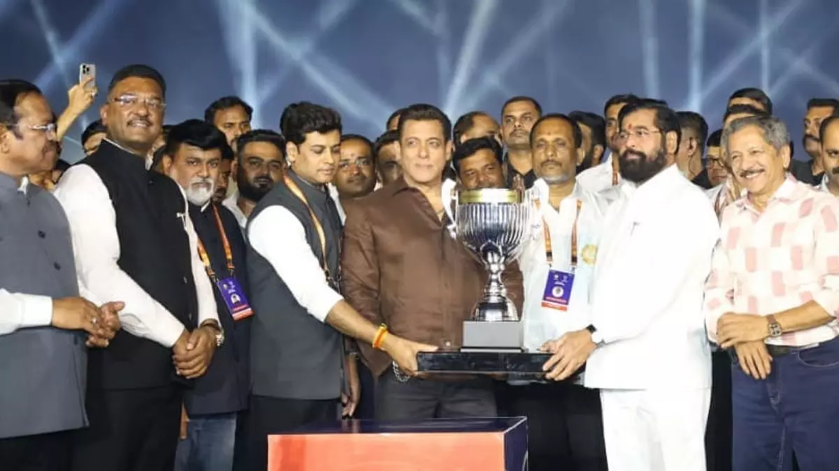 प्रेसिडेंट कप इंडिया 2026: सलमान खान, डिप्टी CM ने ठाणे में टूर्नामेंट का उद्घाटन किय प्रेसिडेंट कप इंडिया 2026: सलमान खान, डिप्टी CM ने ठाणे में टूर्नामेंट का उद्घाटन किय