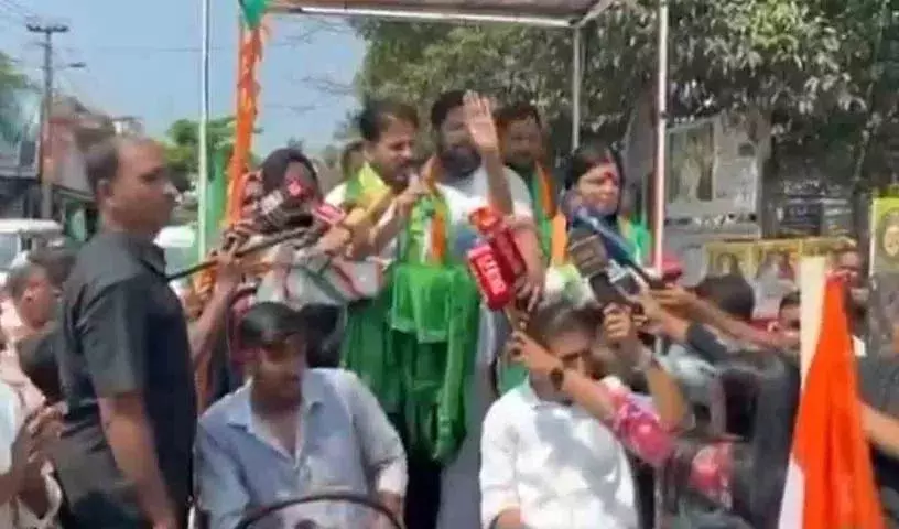 Kerala के मुख्यमंत्री रेवंत रेड्डी ने वाम मोर्चे की आलोचना की Kerala के मुख्यमंत्री रेवंत रेड्डी ने वाम मोर्चे की आलोचना की
