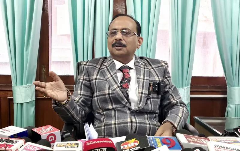 Himachal के मुख्य सचिव ने चेस्टर हिल्स घोटाले के आरोपों को ‘निराधार’ बताया Himachal के मुख्य सचिव ने चेस्टर हिल्स घोटाले के आरोपों को ‘निराधार’ बताया