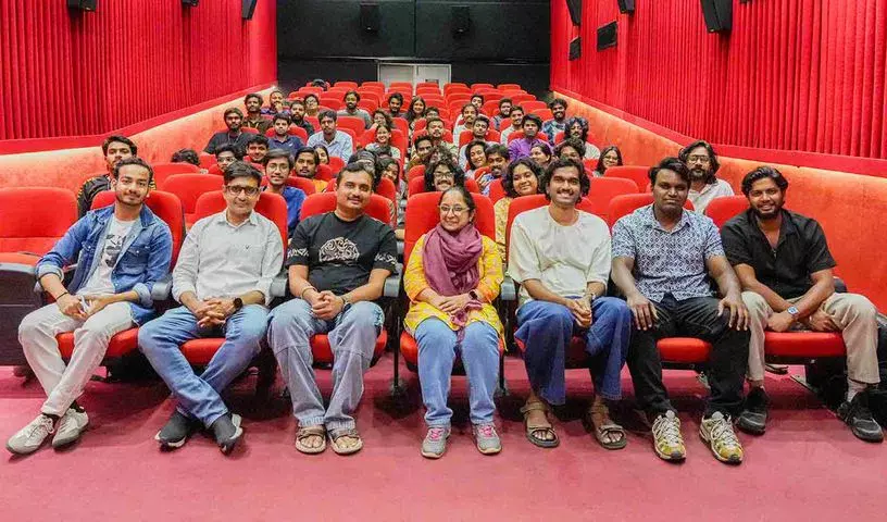 ACFM ने एडिटर रवि तेजा गिरिजाला के साथ मास्टरक्लास होस्ट किया ACFM ने एडिटर रवि तेजा गिरिजाला के साथ मास्टरक्लास होस्ट किया