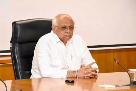 सूरत में 1-2 मई को वाइब्रेंट गुजरात कॉन्फ्रेंस, निवेश और उद्योग को मिलेगा बढ़ावा सूरत में 1-2 मई को वाइब्रेंट गुजरात कॉन्फ्रेंस, निवेश और उद्योग को मिलेगा बढ़ावा