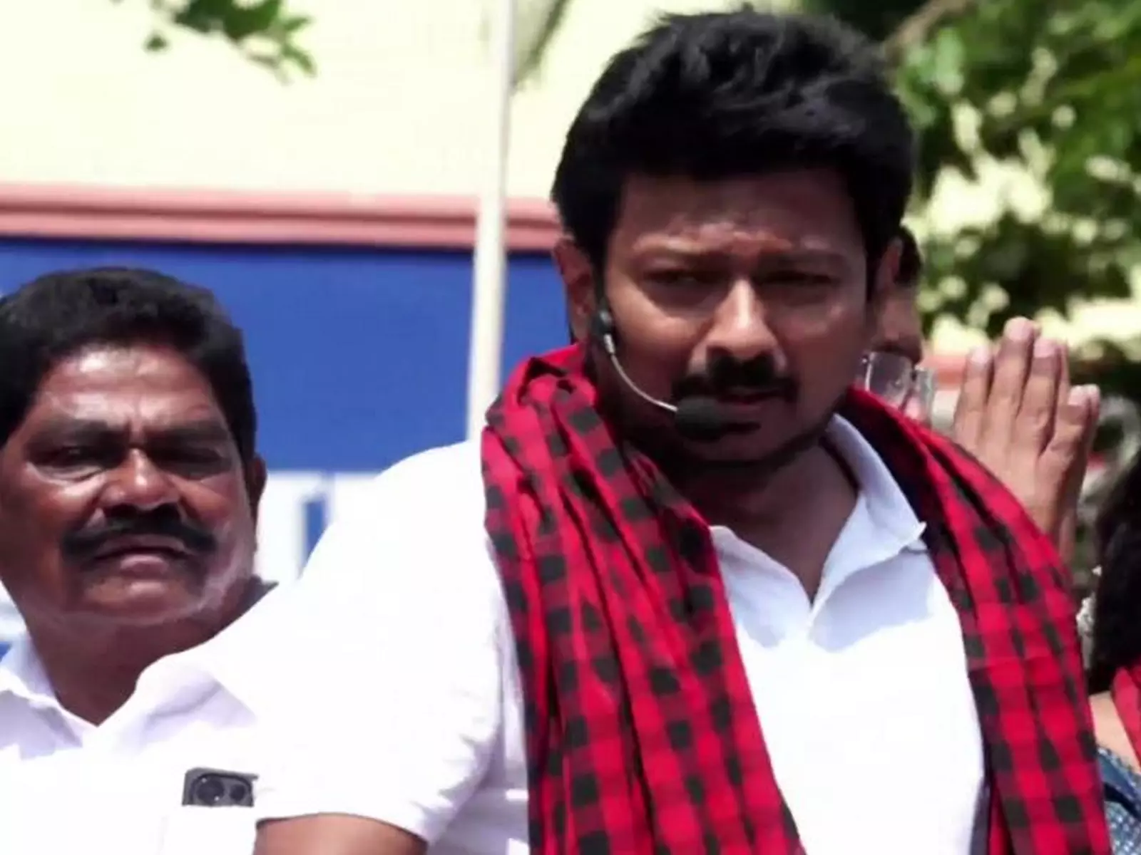 Udhayanidhi Stalin ने तमिलनाडु विधानसभा चुनावों से पहले ₹8,000 के घरेलू कूपन की घोषणा की Udhayanidhi Stalin ने तमिलनाडु विधानसभा चुनावों से पहले ₹8,000 के घरेलू कूपन की घोषणा की
